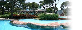 Cesme hotels and resorts, hotels in Cesme Turkey. Selected Cesme hotels and Cesme Resorts.